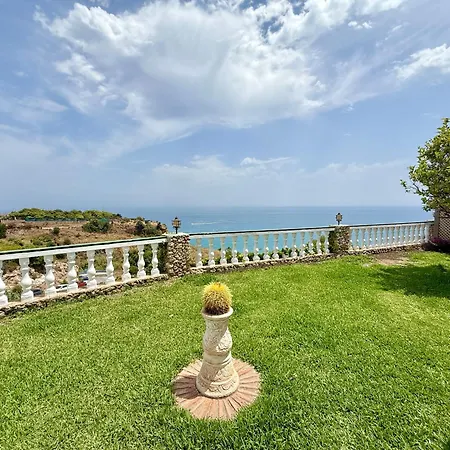 Villa Villla Clementina *